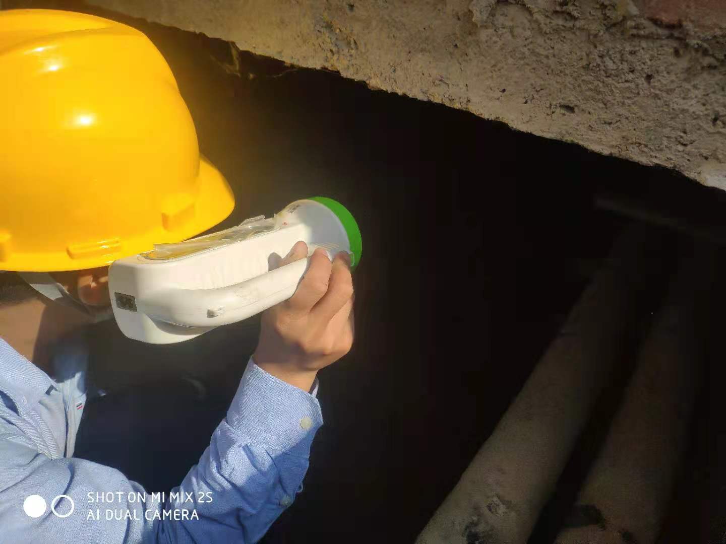 【水發(fā)能源】繃緊防汛弦，筑牢安全堤——中穆電站開展防汛專項(xiàng)檢查2.jpg